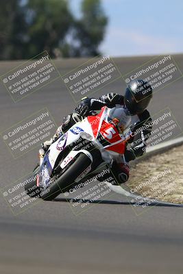 media/Sep-21-2025-TrackDaz (Sun) [[277c75b276]]/A Group/12pm (Turn 2)/